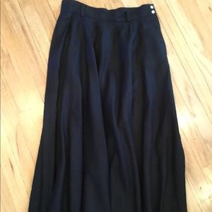Liz Claiborne Black Linen Full Skirt